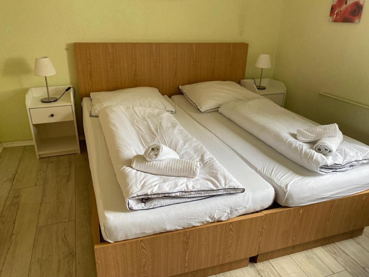 Hotel Pb Γκόσλαρ Εξωτερικό φωτογραφία