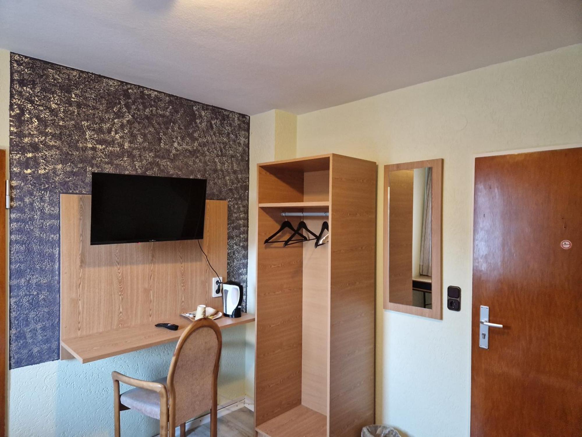 Hotel Pb Γκόσλαρ Εξωτερικό φωτογραφία